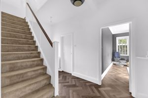 Photo 9- click for photo gallery